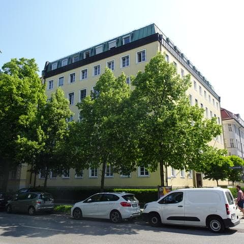 Wohn- und Geschäftshaus - München